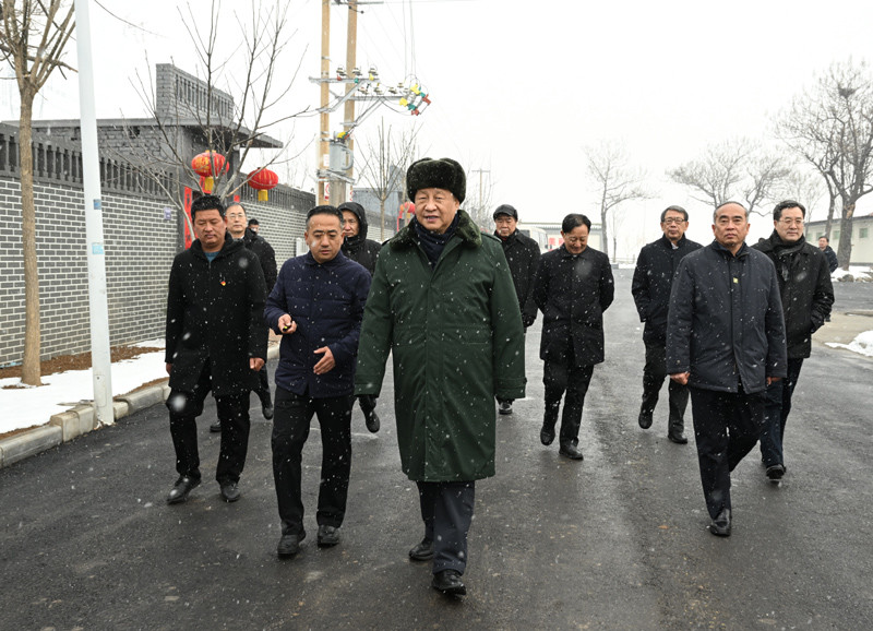 26日下午,习近平冒雪来到临汾市考察调研.